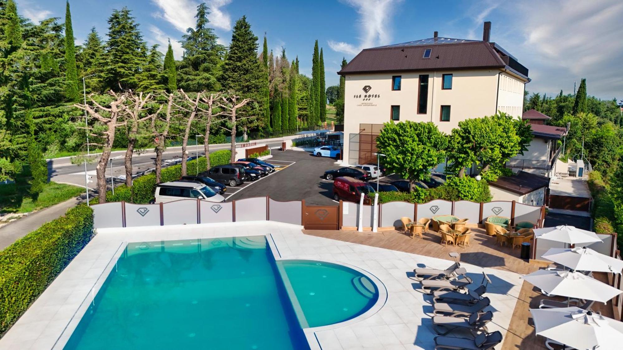 Ile Hotel Peschiera del Garda Exteriör bild