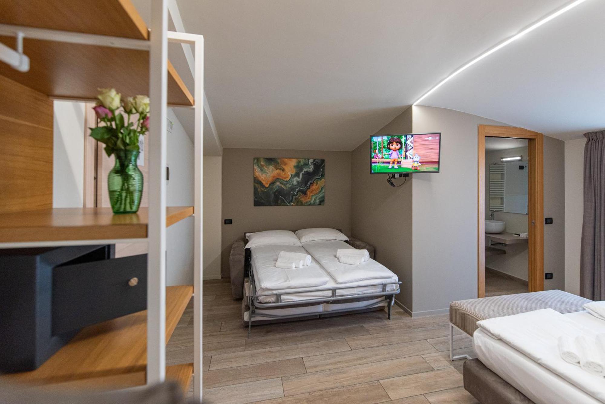 Ile Hotel Peschiera del Garda Exteriör bild