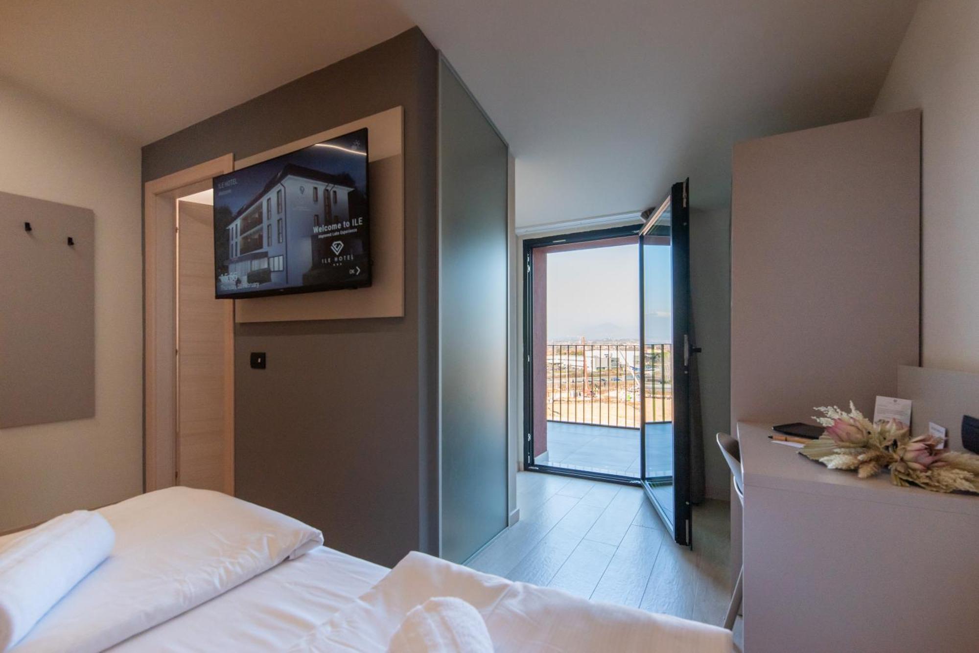 Ile Hotel Peschiera del Garda Exteriör bild