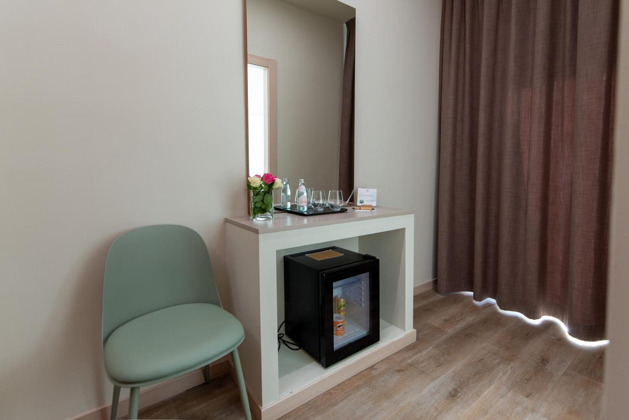 Ile Hotel Peschiera del Garda Exteriör bild