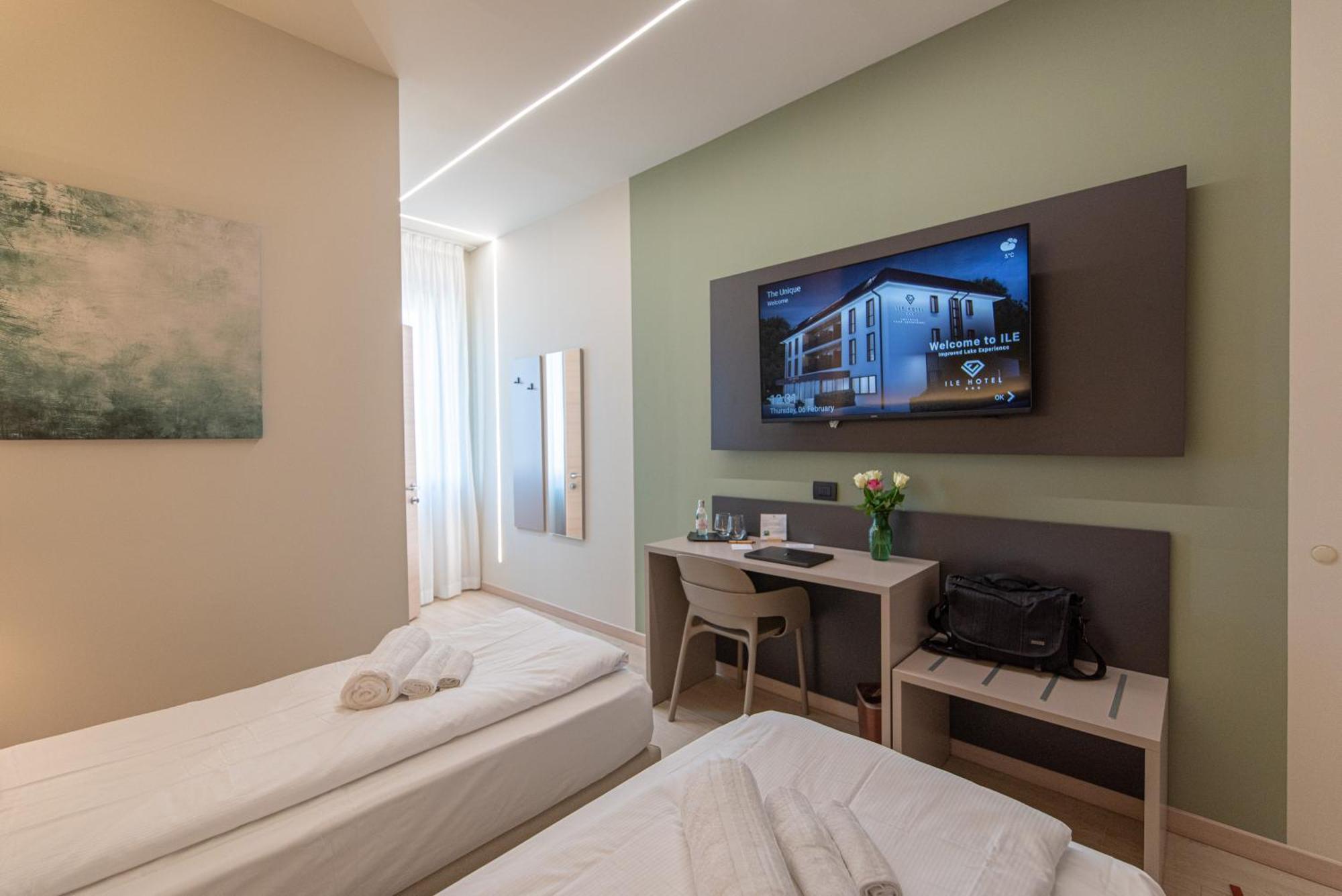 Ile Hotel Peschiera del Garda Exteriör bild