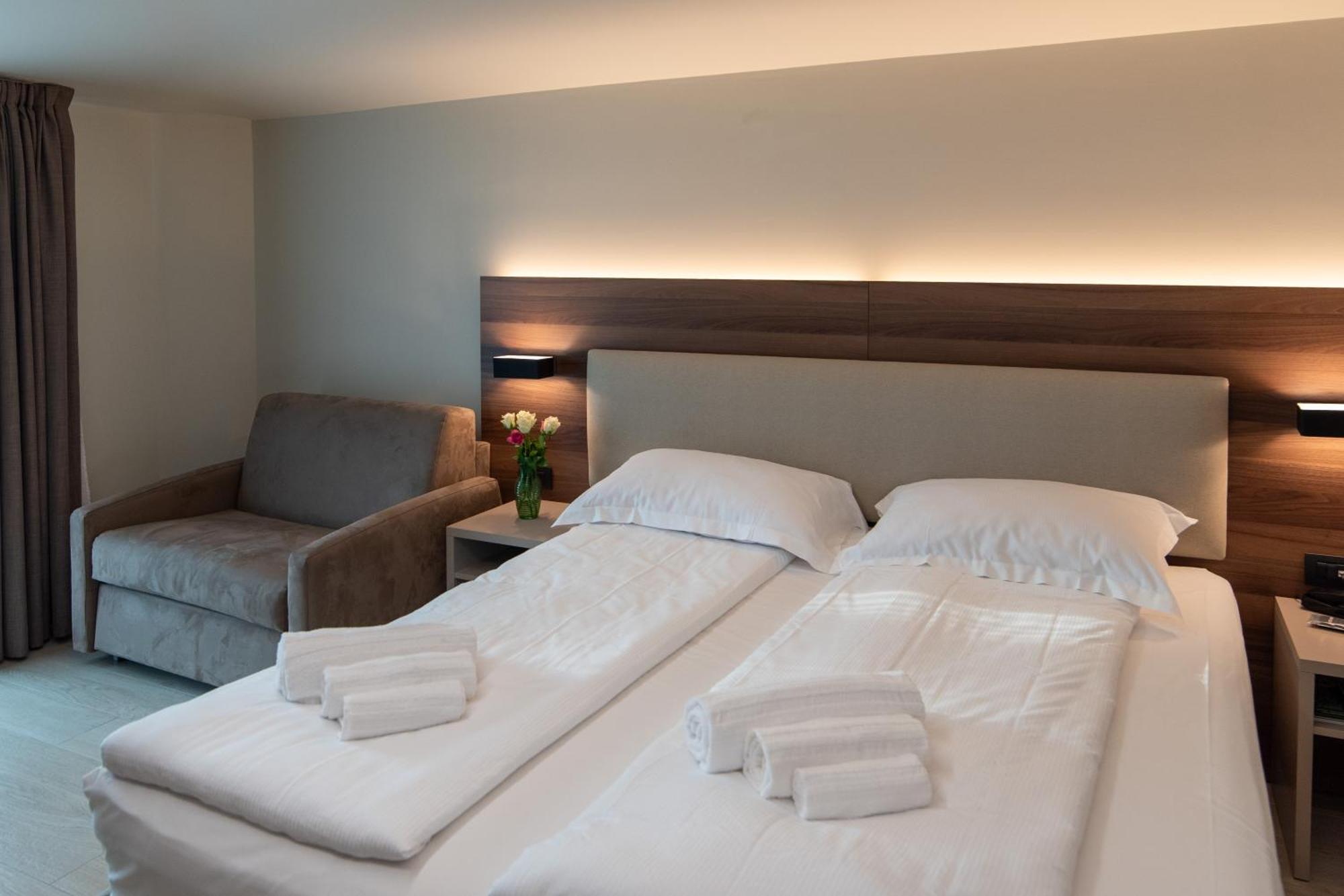 Ile Hotel Peschiera del Garda Exteriör bild