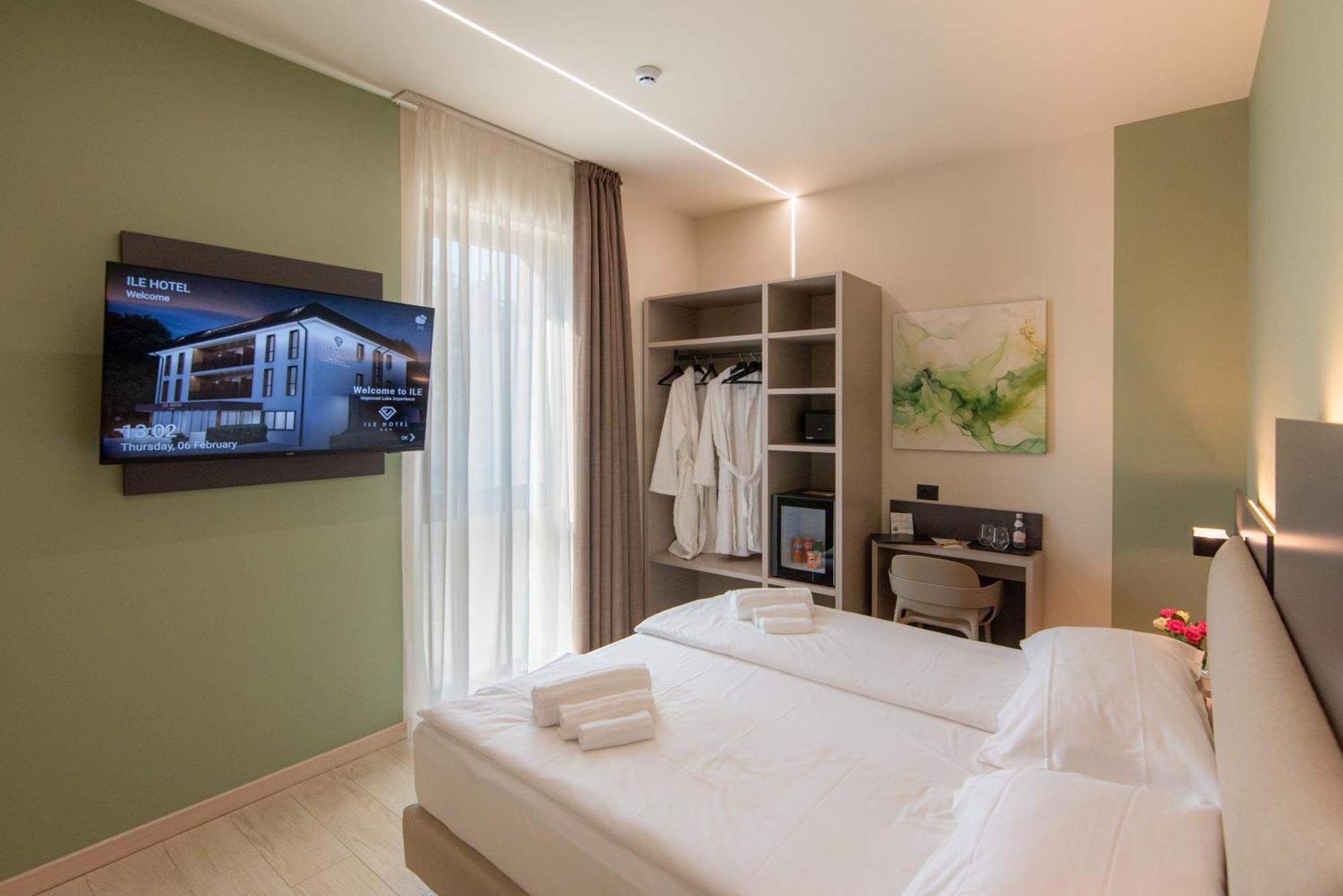 Ile Hotel Peschiera del Garda Exteriör bild
